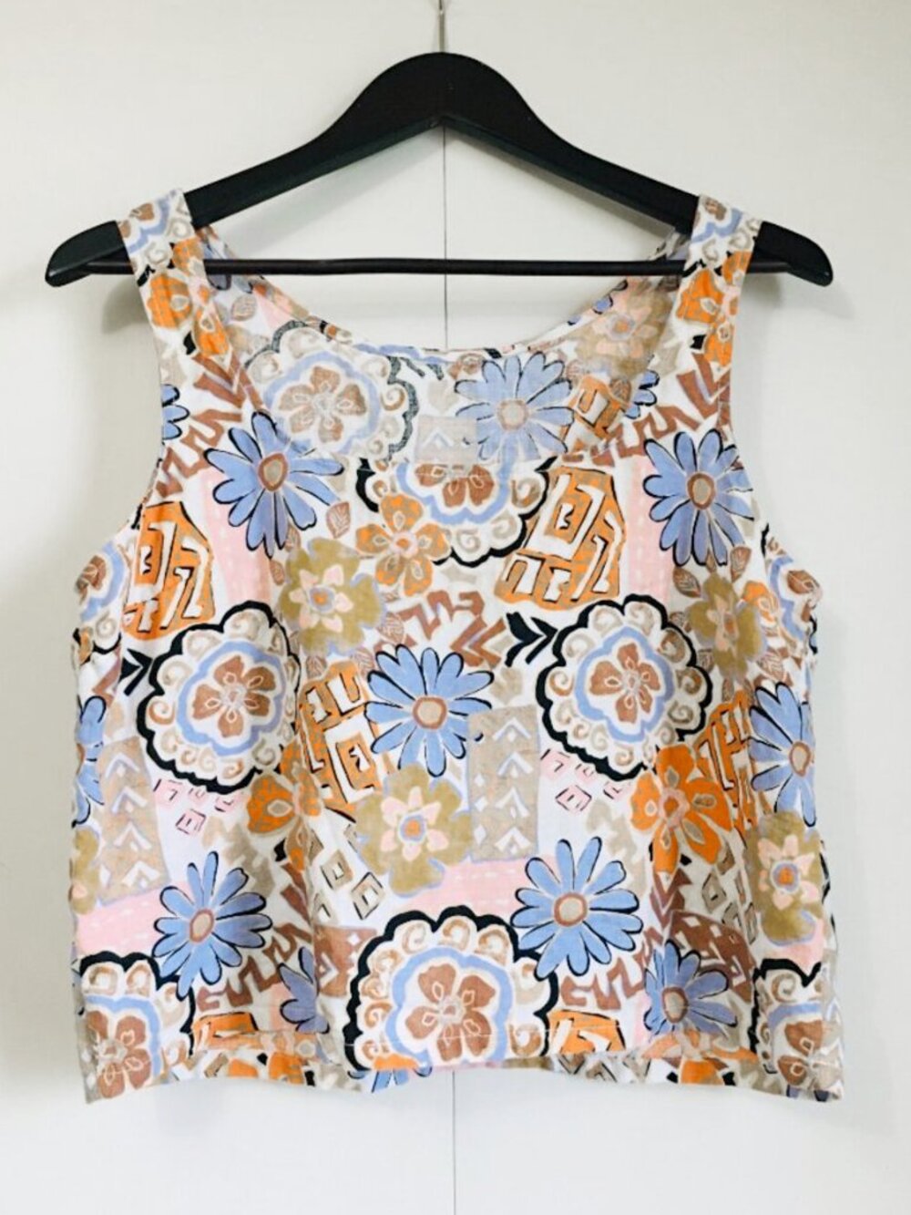 100% Linen Retro Floral Tank – The Ultimate Summer Staple